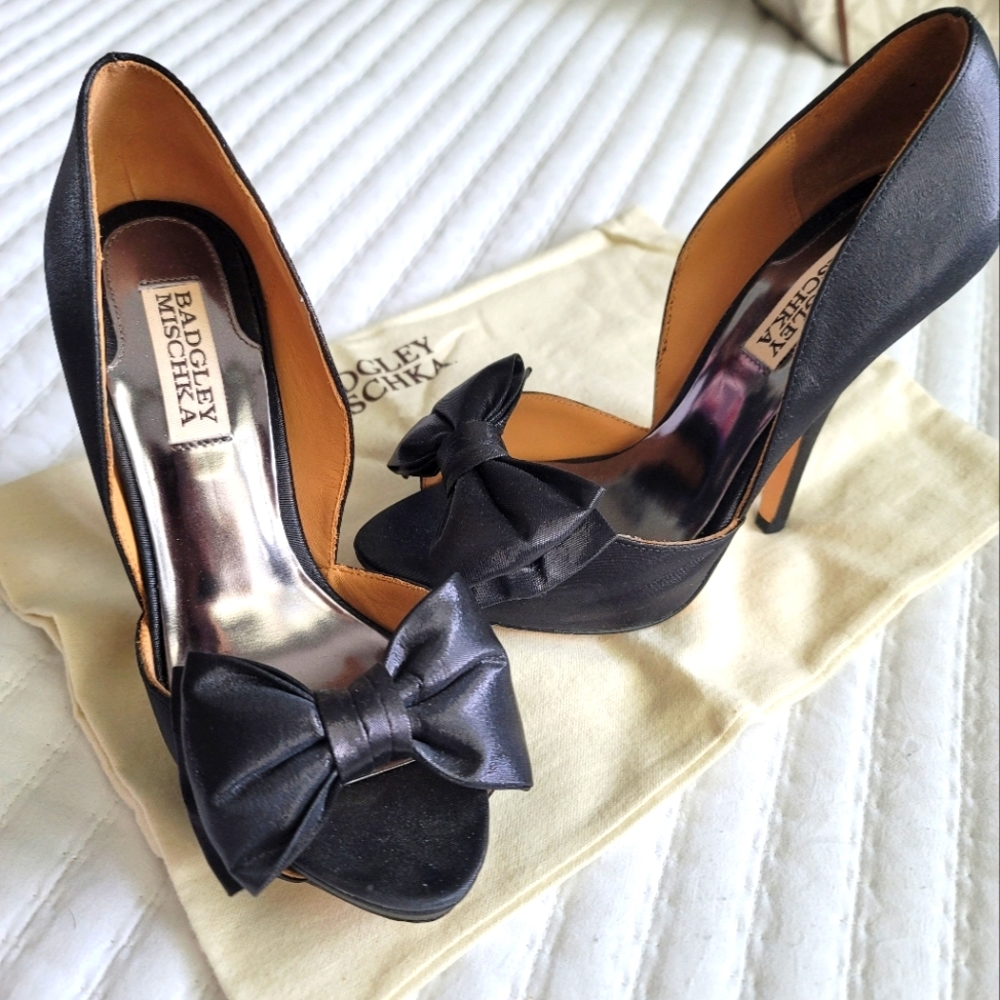 🩷Bradgley Mischka Bow heels